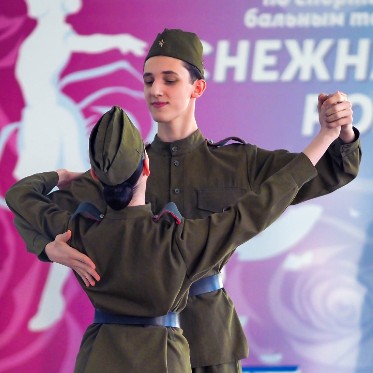 В Норильске состоялся фестиваль спортивного бального танца «Снежная роза-2025»
