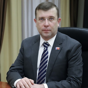 Поздравление Председателя НГСД с Днем защитника Отечества