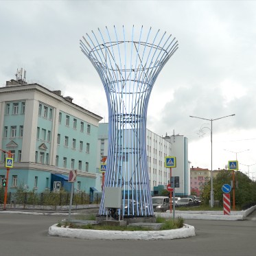 Теперь норильчан и гостей города на перекрестках дорог будут радовать световые стелы