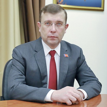 Поздравление Председателя НГСД с Днем работника автомобильного и пассажирского транспорта