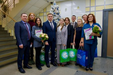 Глава города вручил награды победителям III Международной премии «Экология – дело каждого»